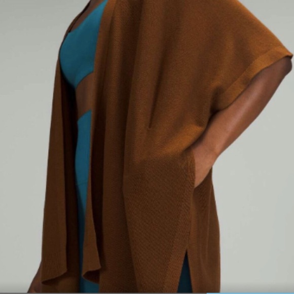 Lululemon merino wool wrap - Picture 2 of 5